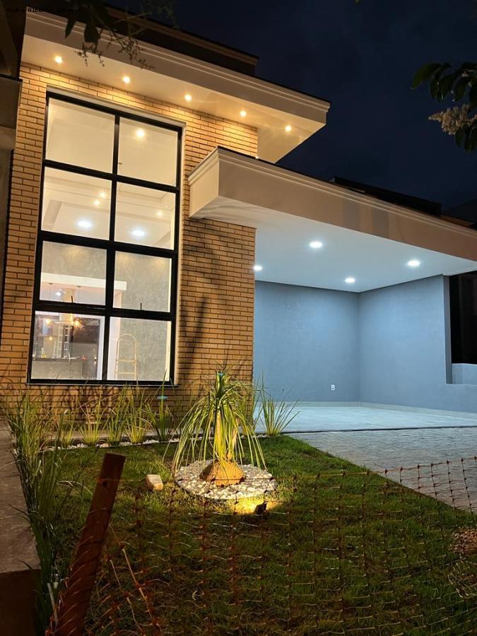 Casa 3 dormitórios para Venda em Sorocaba, Cajuru do Sul, 3 dormitórios, 2 suítes, 2 banheiros, 2 vagas